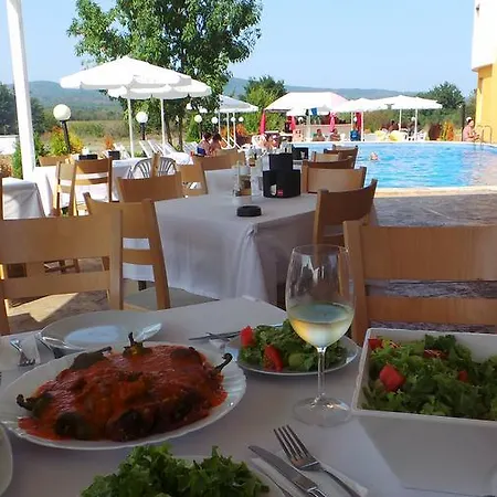 Family Orios 3* プリモルスコ