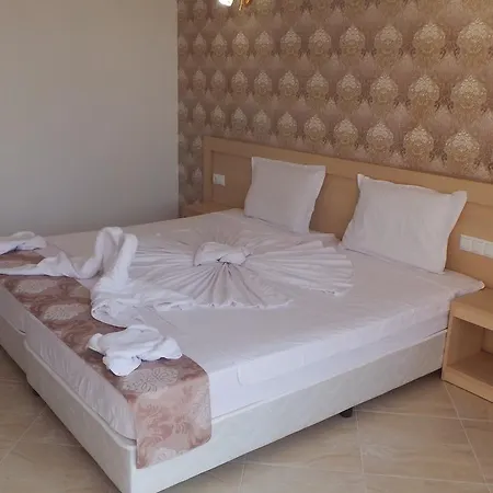 ホテル Family Orios プリモルスコ