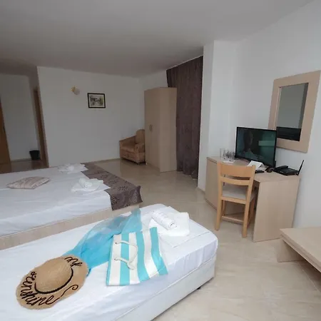 ホテル Family Orios プリモルスコ