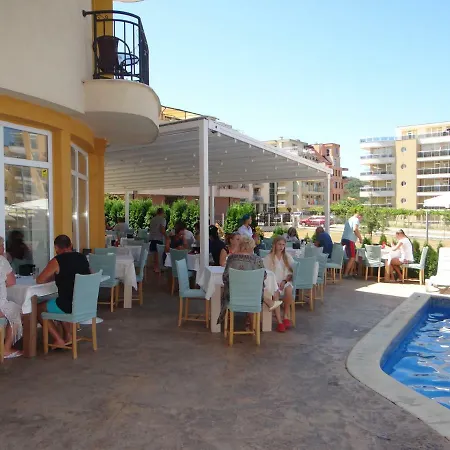 Family Orios 3* プリモルスコ