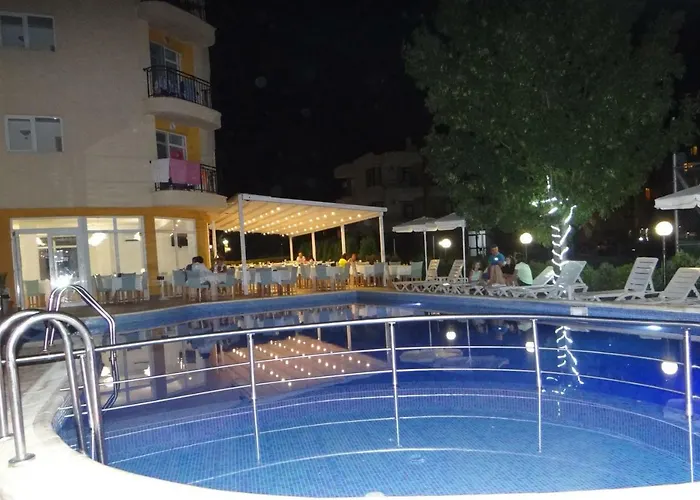 Family Orios Hotel 3*